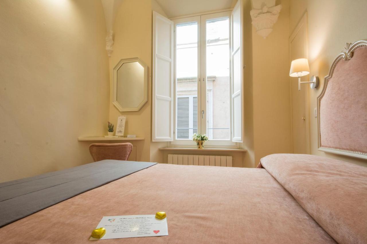 B&B Quattro Cantoni Siena Bagian luar foto